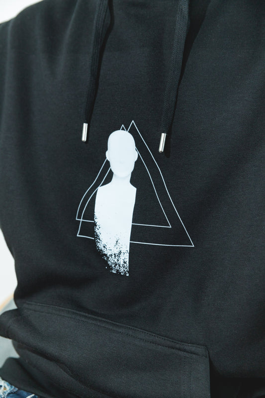 techno-artig-hoodie-weiss-saeule-dreieck-print