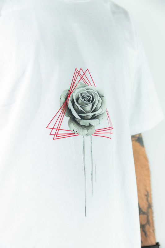 technoartig-rave-shirt-schwarz-oversize-rose-design